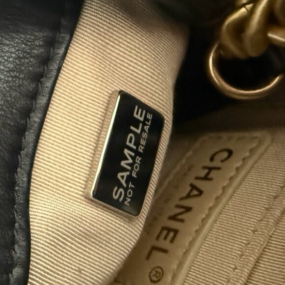 Chanel Matelasse Mini Bucket Shoulder Bag Black - Picture 3 of 4